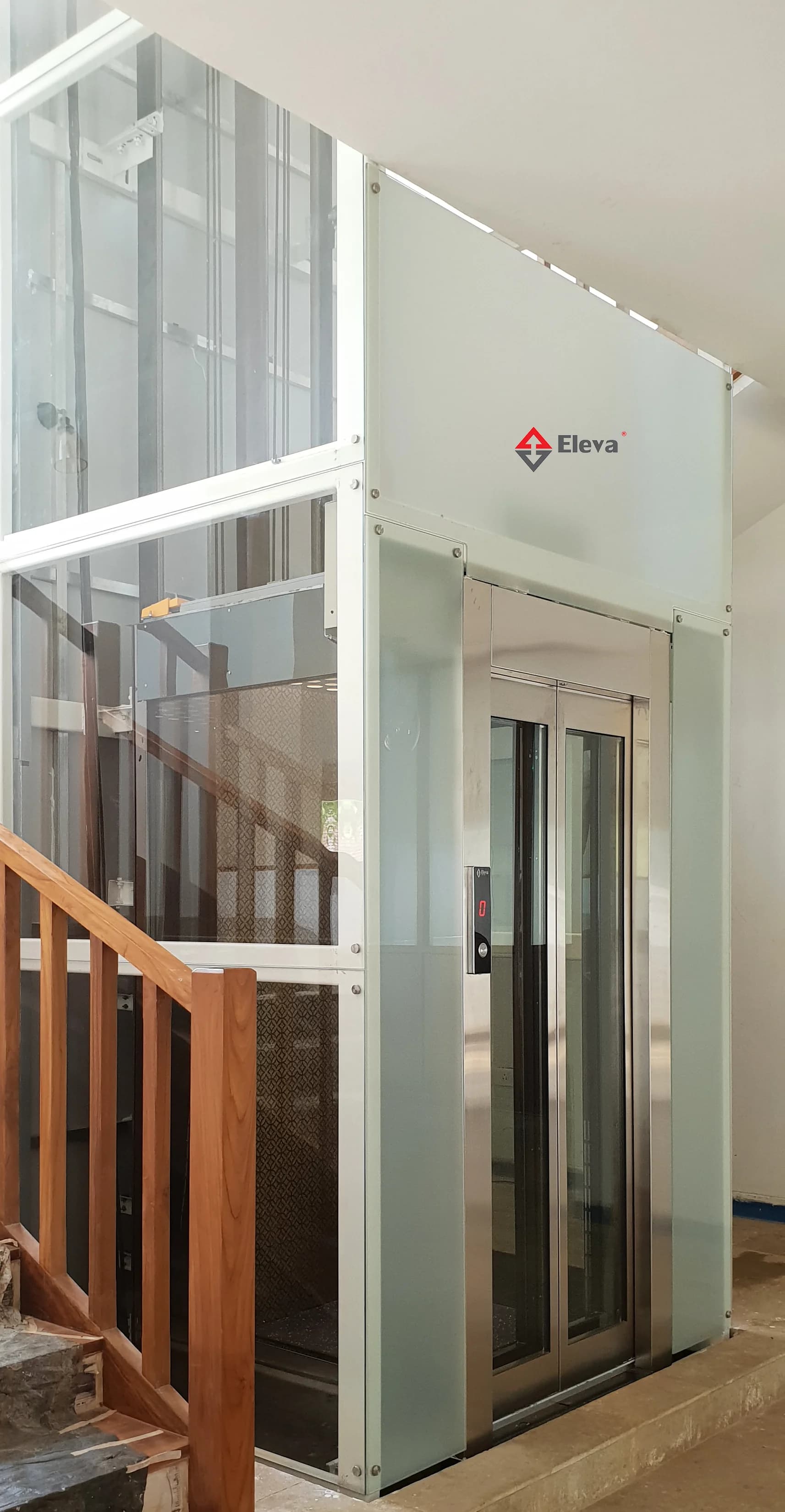 Elevator solutions for villas and existing houses. hero image