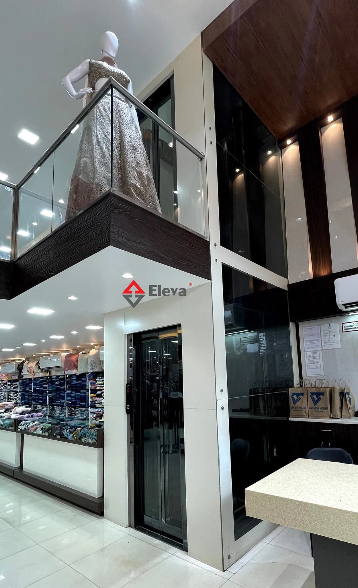 Commercial lifts for offices, retail, and mixed-use buildings. hero image